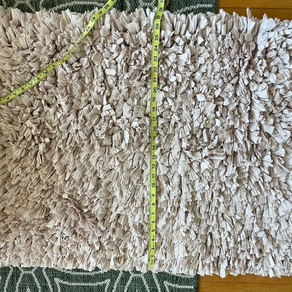 Set of two rugs!